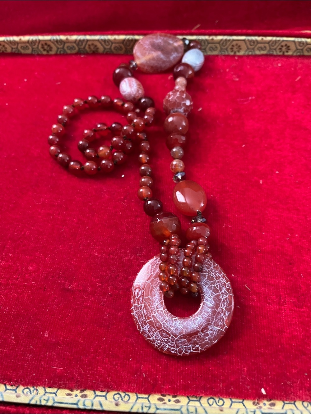 Red Agate Beaded Pendant Necklace - Women Jewelry